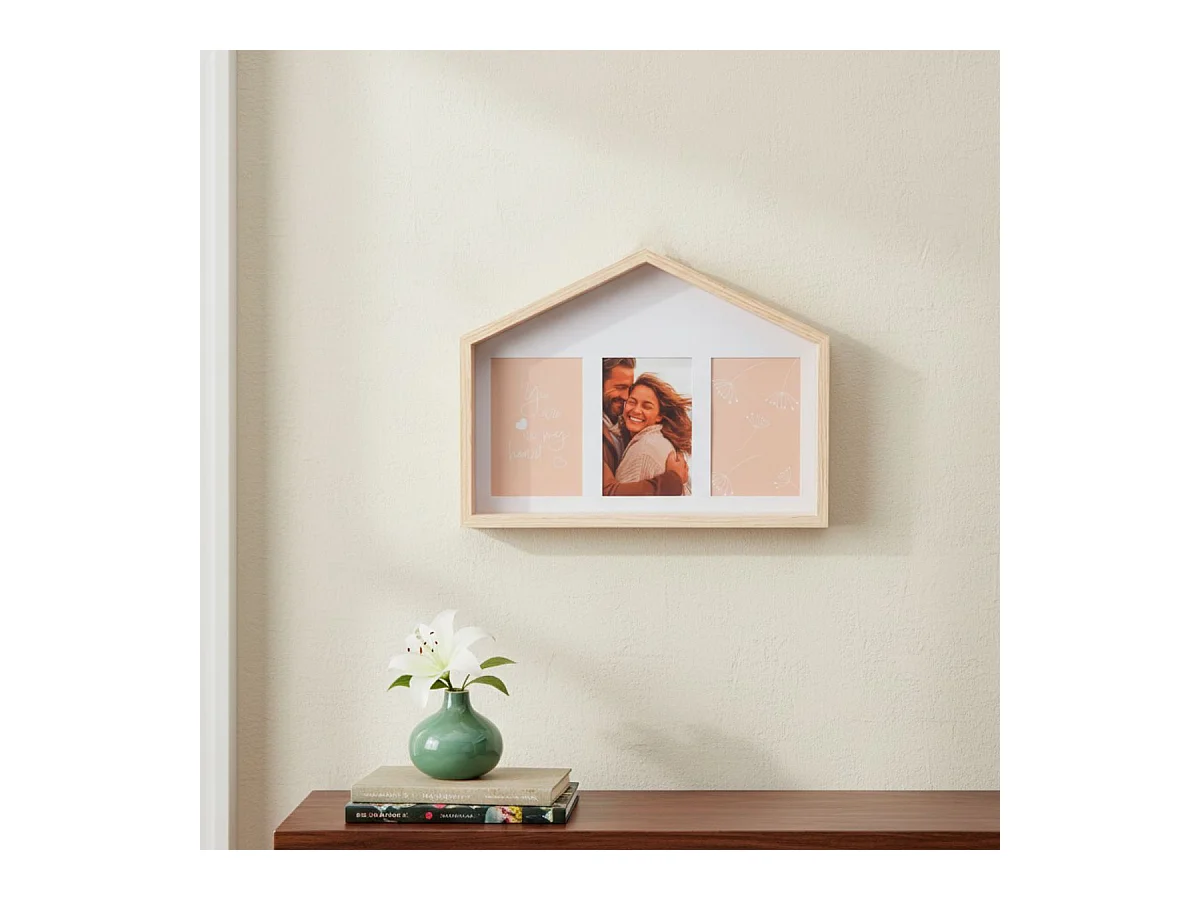 Portafotos para 3 fotos con gancho natural 27x37x4 cm