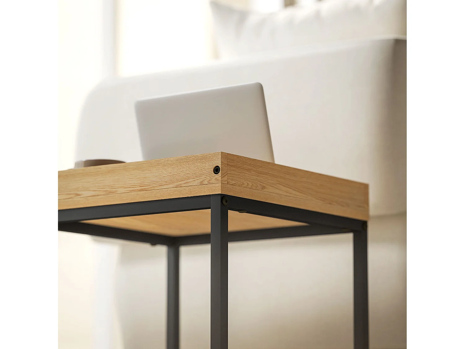 Conjunto de 2 Mesas Auxiliares Modernas para Sala de Estar - Estilo Preto e Carvalho