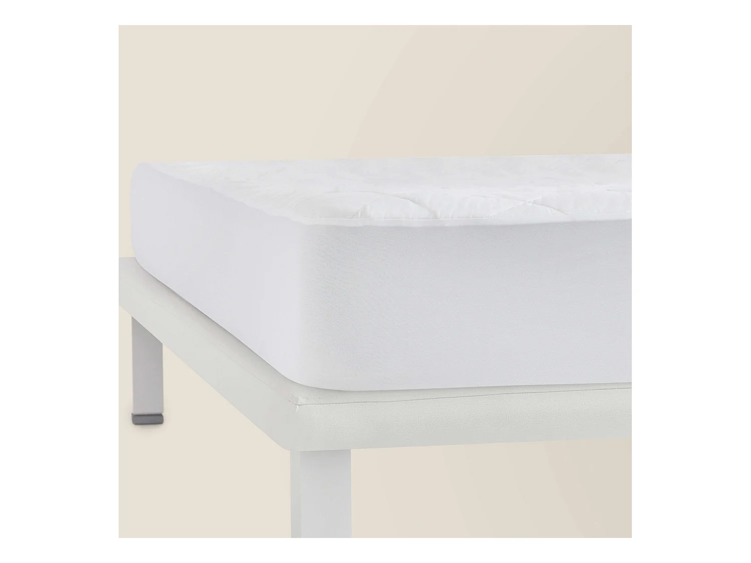 Protège-matelas matelassé triple barrière 150x196 cm imperméable et respirant