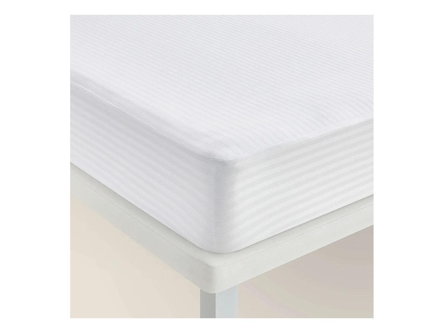 Protège-matelas en coton 135x196 cm indéformable pour 32 cm blanc