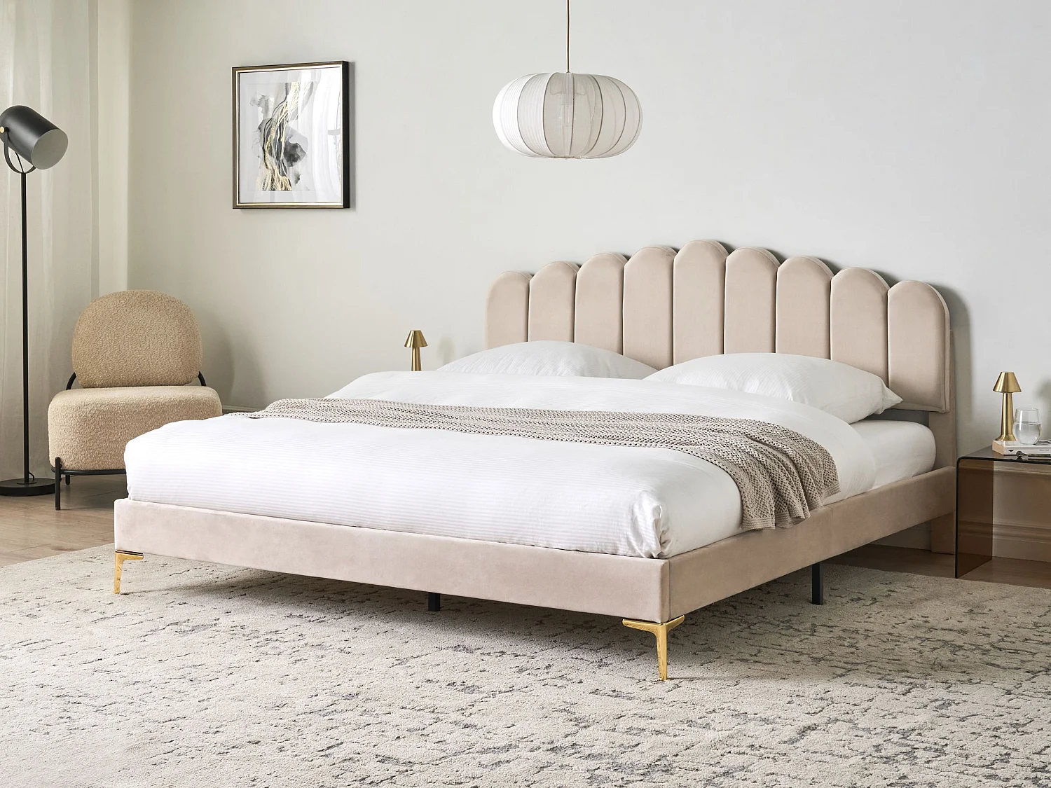 Lit avec sommier Velours SAUVIAN 180 x 200 cm Beige