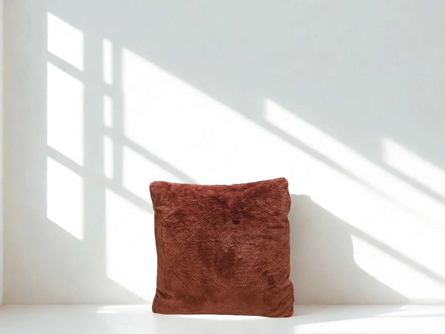 Coussin décoratif Klaas Redwood -45x45cm