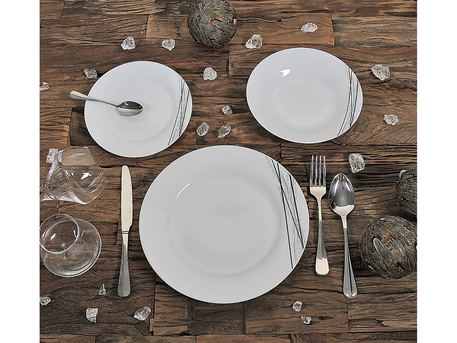 Novastyl - Lot 36 Assiettes Carbone En Porcelaine