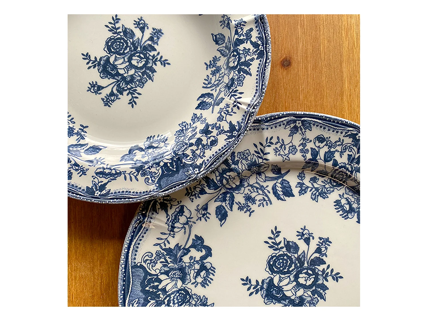 Novastyl - Lot 36 Assiettes Faustine En Porcelaine Blanche Et Bleue