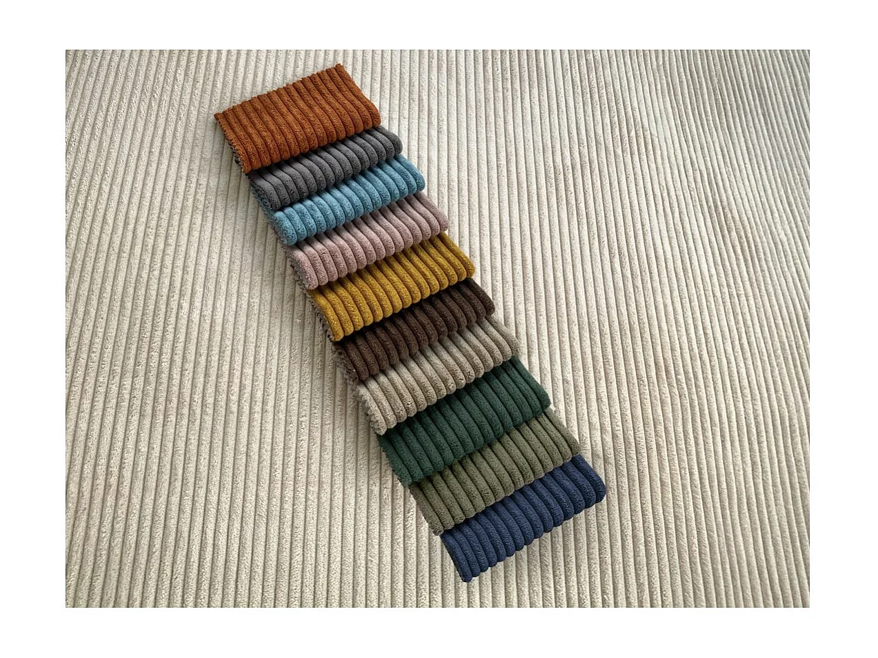 Canapé KIARA d'angle réversible convertible 4 places en velours côtelé - Gris anthracite