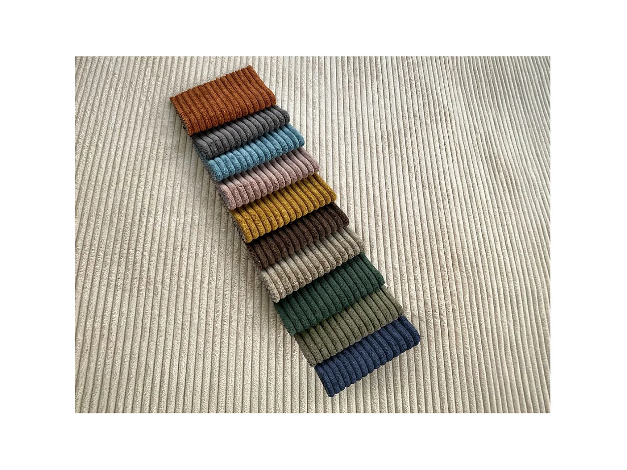 Canapé KIARA d'angle réversible convertible 4 places en velours côtelé - Vert kaki