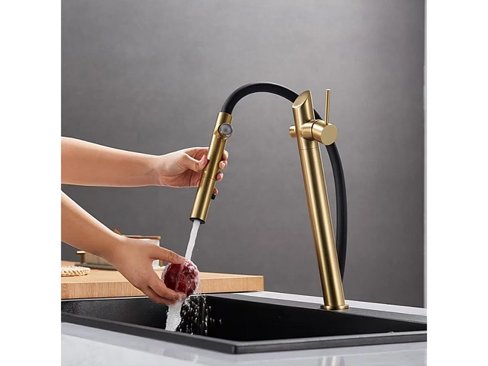 Robinet de cuisine de luxe en laiton Robinet d'évier de haut gamme Collection Style Moderne Avenir Doré