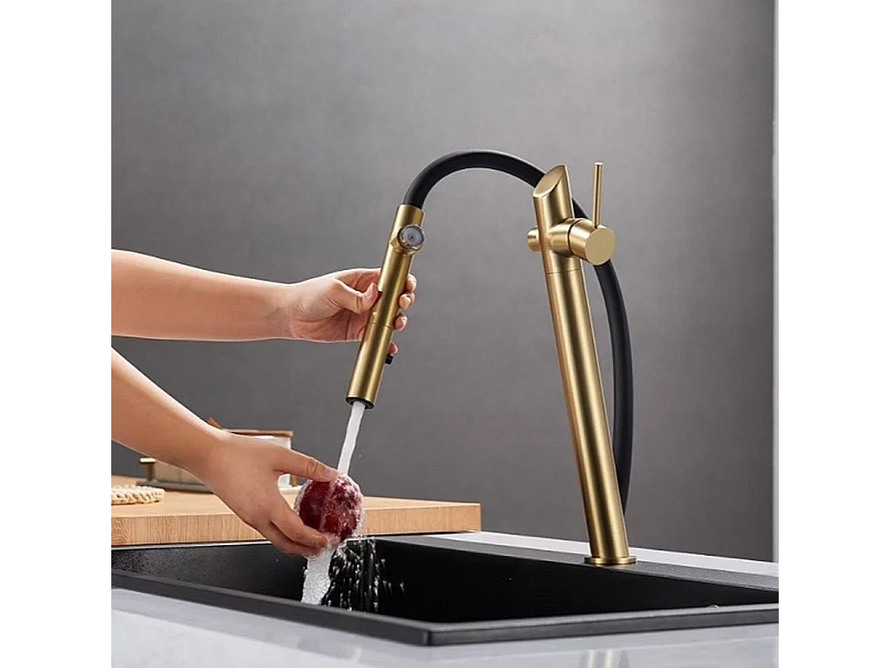 Robinet de cuisine de luxe en laiton Robinet d'évier de haut gamme Collection Style Moderne Avenir Doré