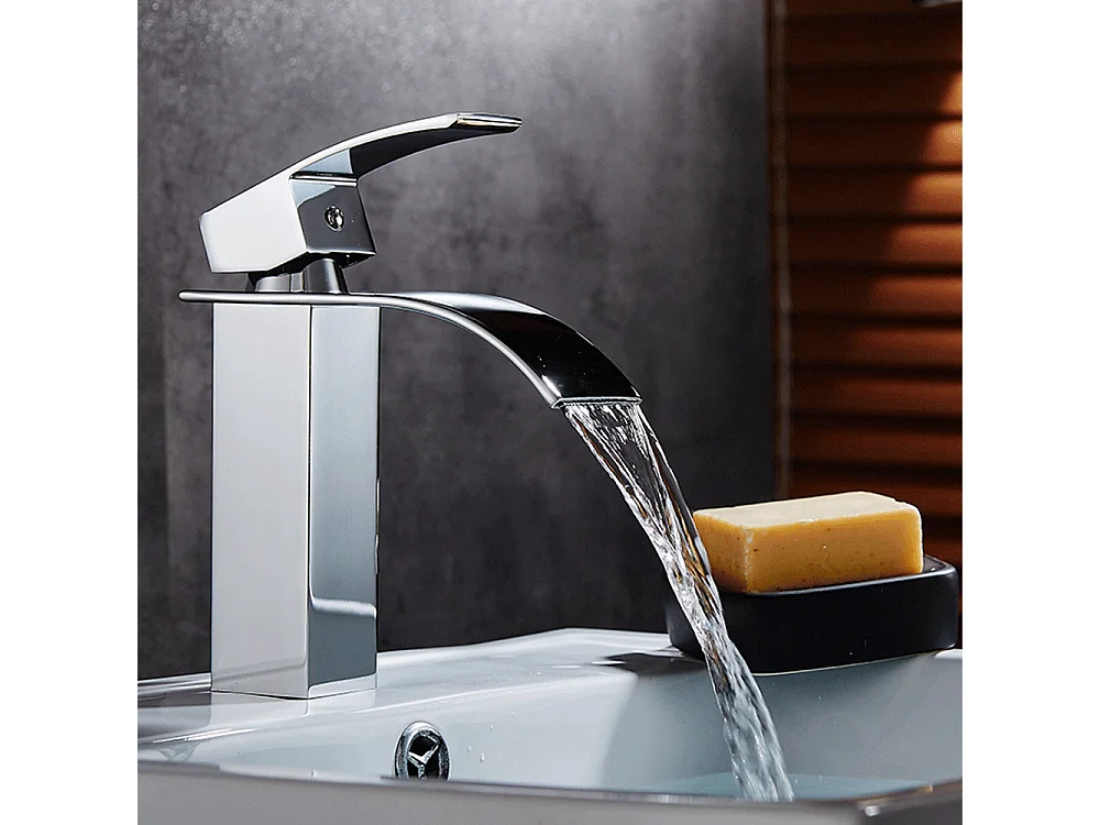 Robinet salle de bain Mitigeur de lavabo cascade, finition chromée, avec flexible
