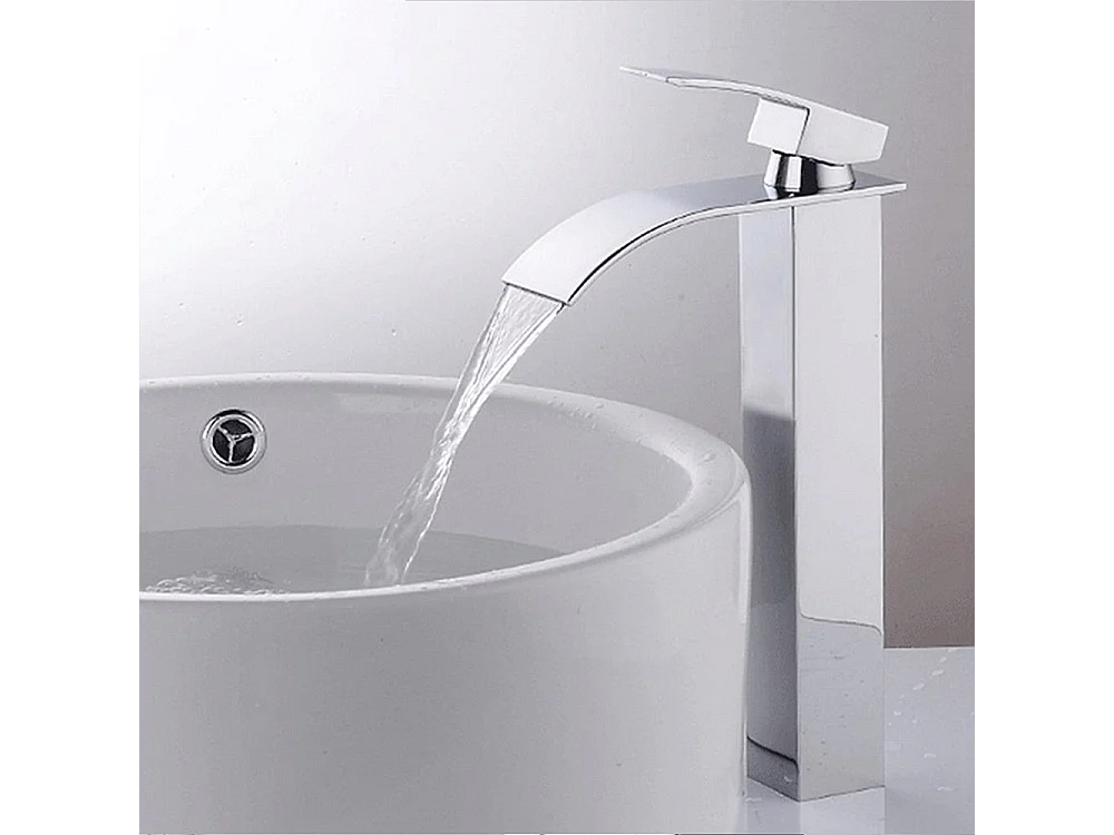 Robinet de salle de bain mitigeur de lavabo cascade contemporain finition chromée