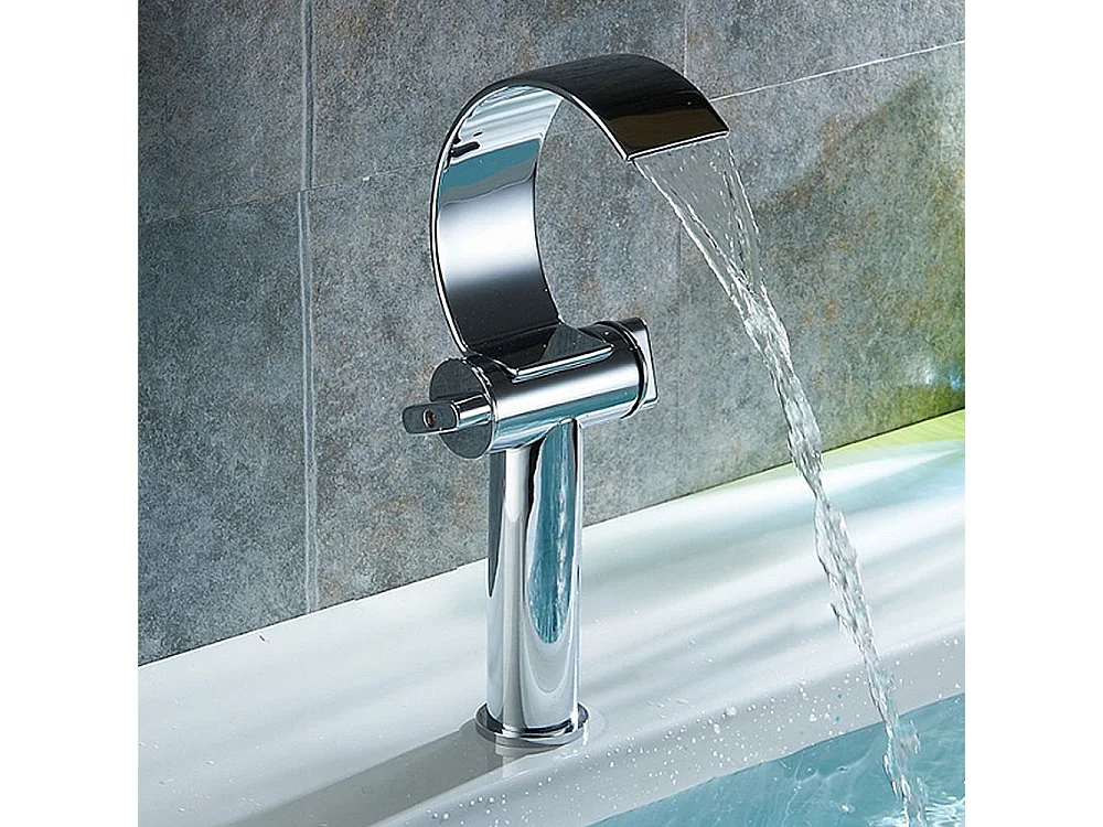 Robinet salle de bain Robinet de lavabo monocommande finition chromée cascade