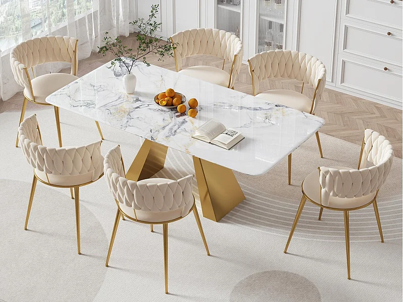 Lot de 6 chaises en velours ivoire - dossier ajouré tressé et pieds dorés - Idéales pour intérieur chic et contemporain