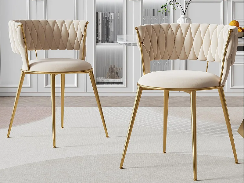 Lot de 2 chaises en velours ivoire - dossier ajouré tressé et pieds dorés - Idéales pour intérieur chic et contemporain