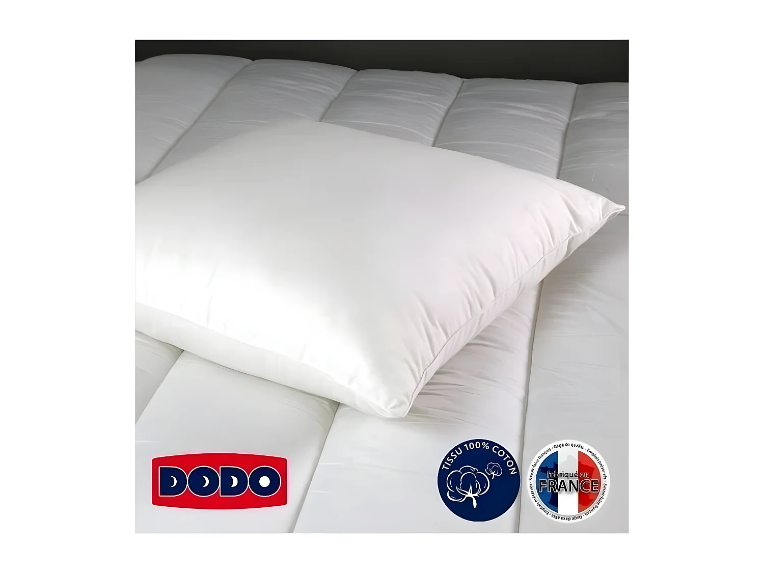 Puchata poduszka Imperial DODO - 60 x 60 cm - Biały