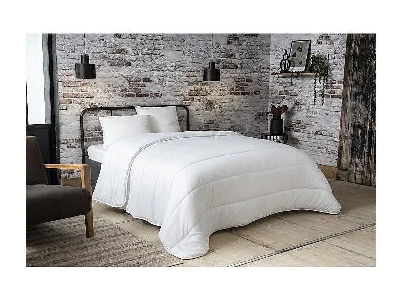 Couette Douceur Auvergnate - 140 x 200 cm - Chaude - 1 personne - ABEIL