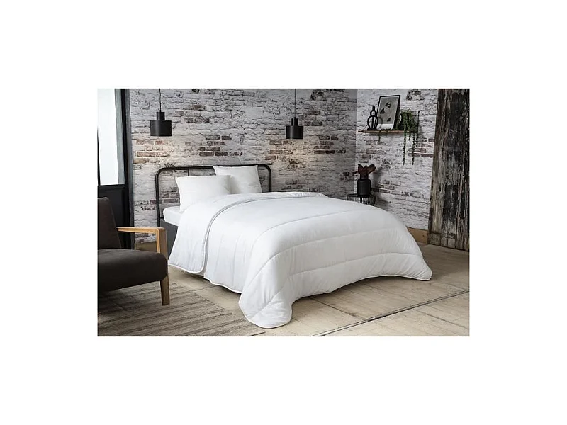 Couette Douceur Auvergnate - 220 x 240 cm - Chaude - 2 personnes - ABEIL