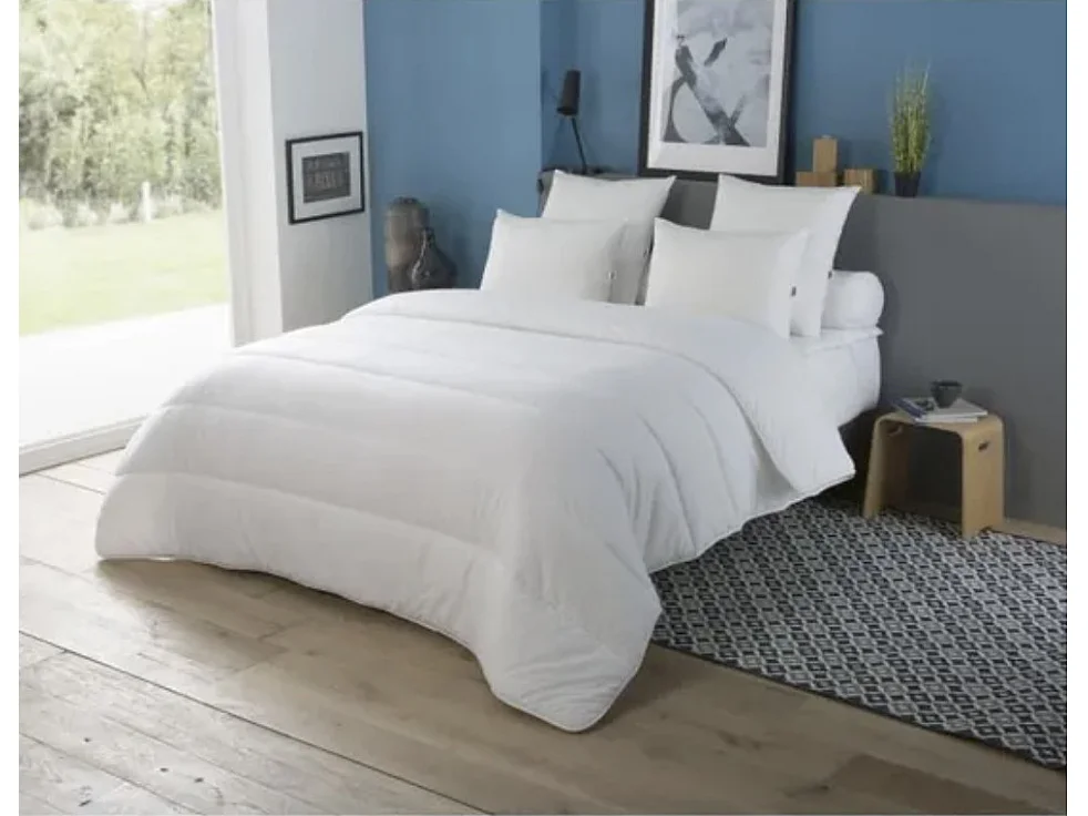 Couette chaude Vancouver ultra 400 g-m² Dodo - Chaude pour un confort optimal-Taille 200x200 cm