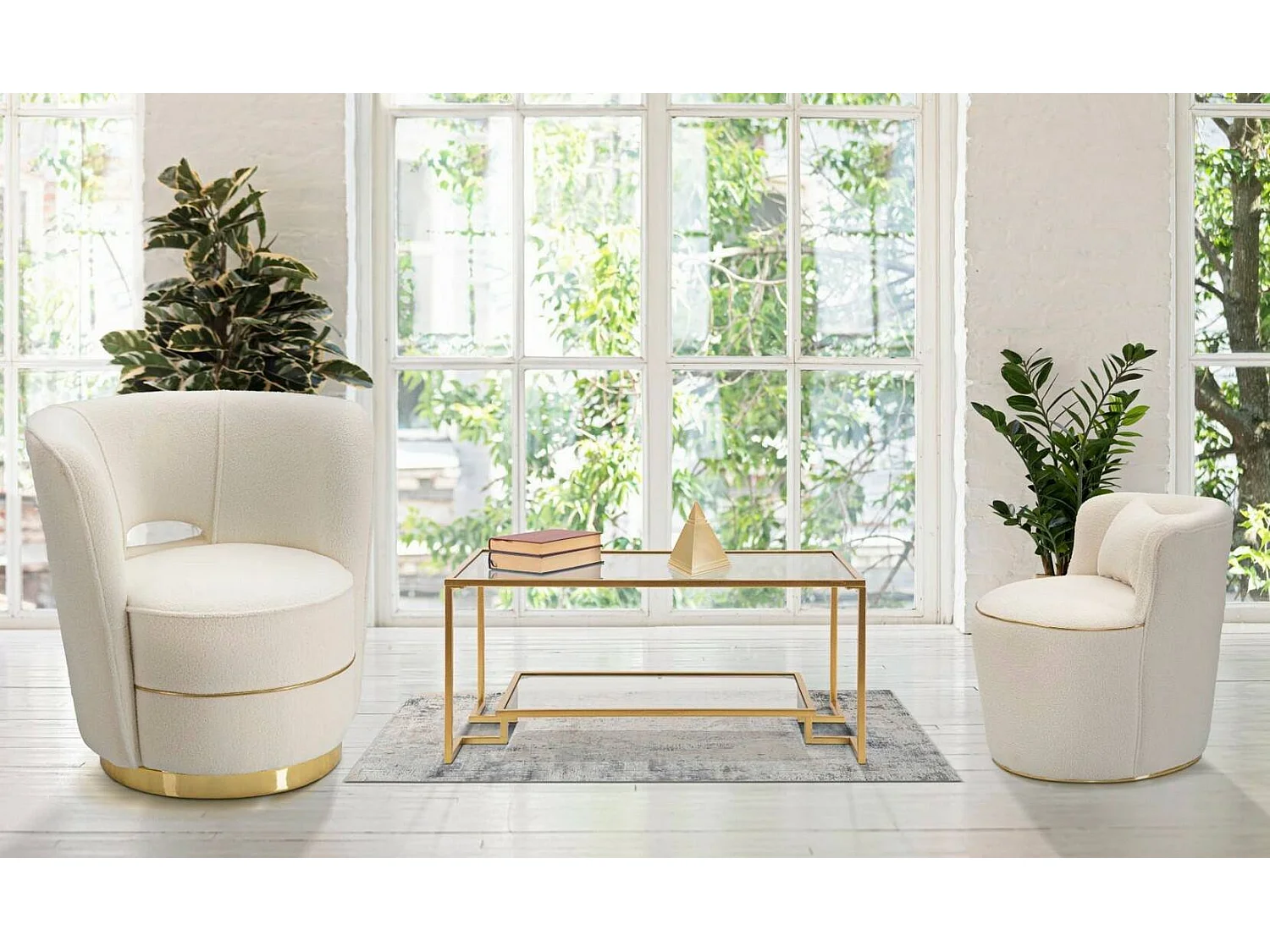 Fauteuil Pratesi, Accoudoirs, or Crème