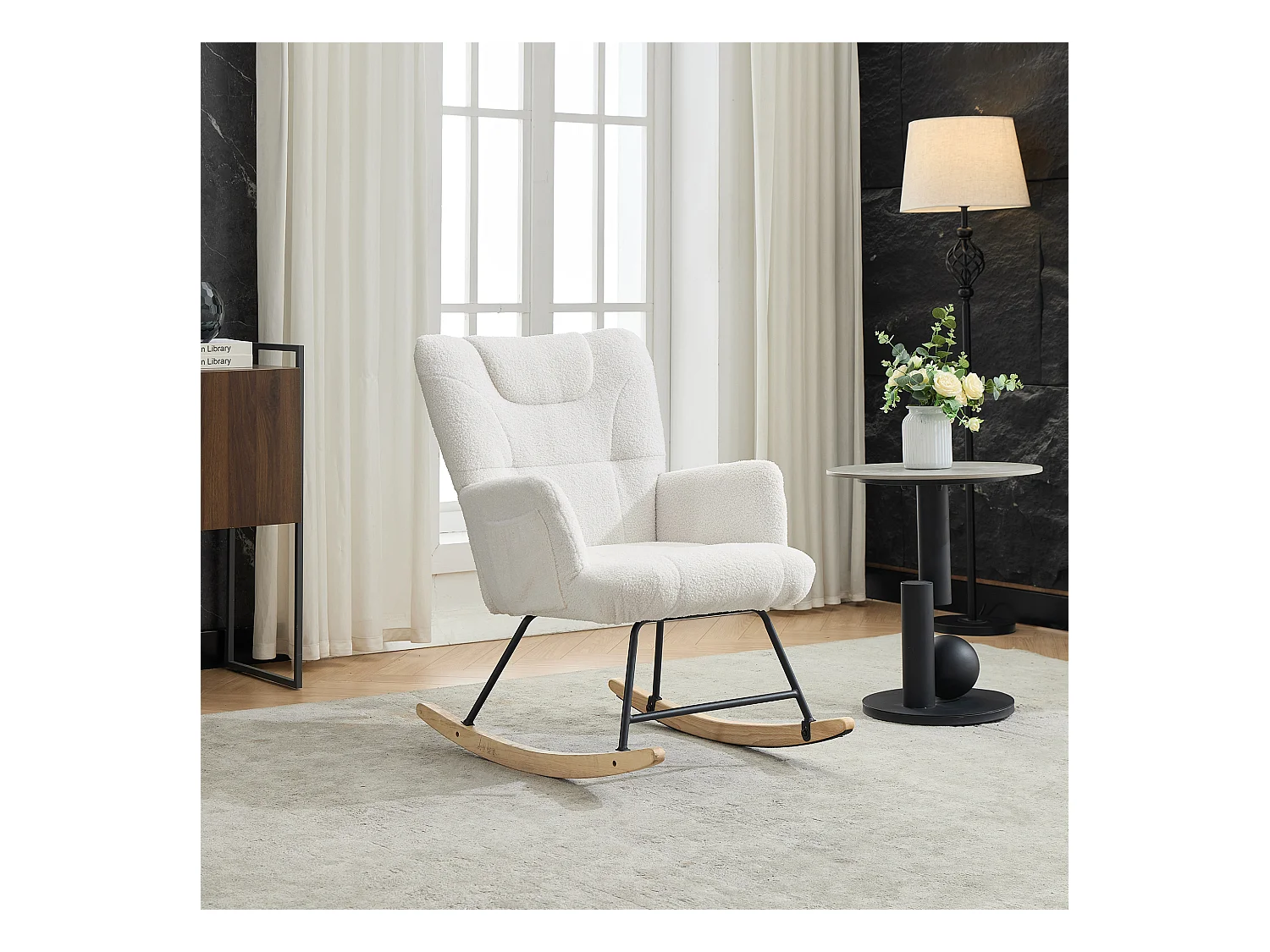 Ergonomischer gepolsterter Schaukelstuhl mit Fußstütze + hoher Rückenlehne – 62 x 82 x 87 cm – Samt – Weiß