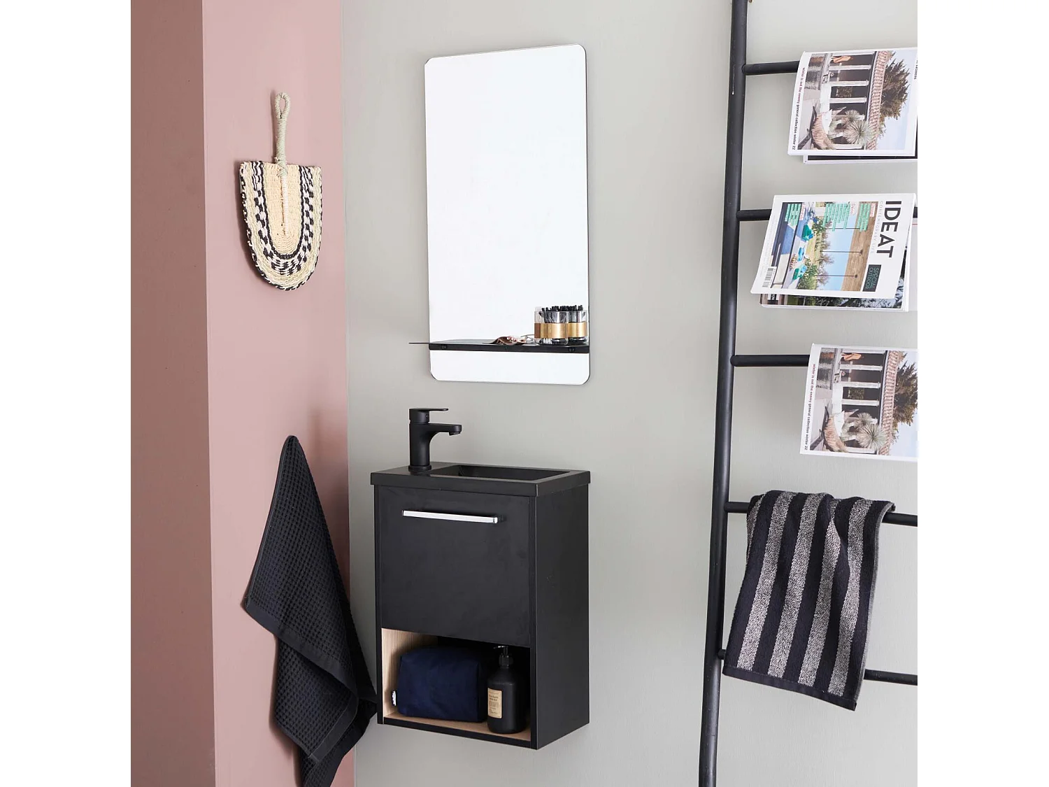 Conjunto de lavabo NIKA con nicho, grifería y repisa de espejo