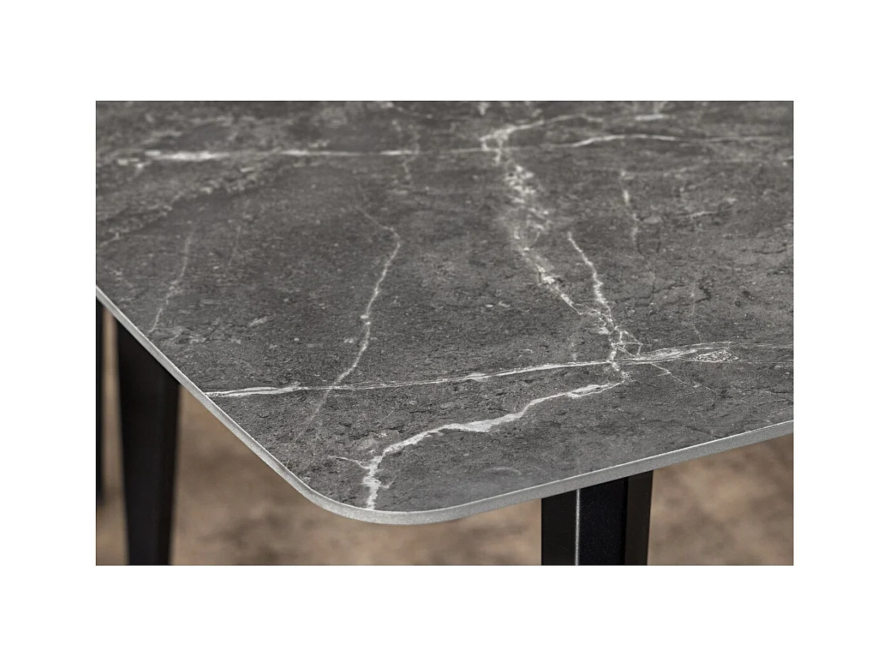 Table HEXA – Rectangulaire 160 cm – Plateau céramique effet marbre anthracite – Pieds métal – Style moderne