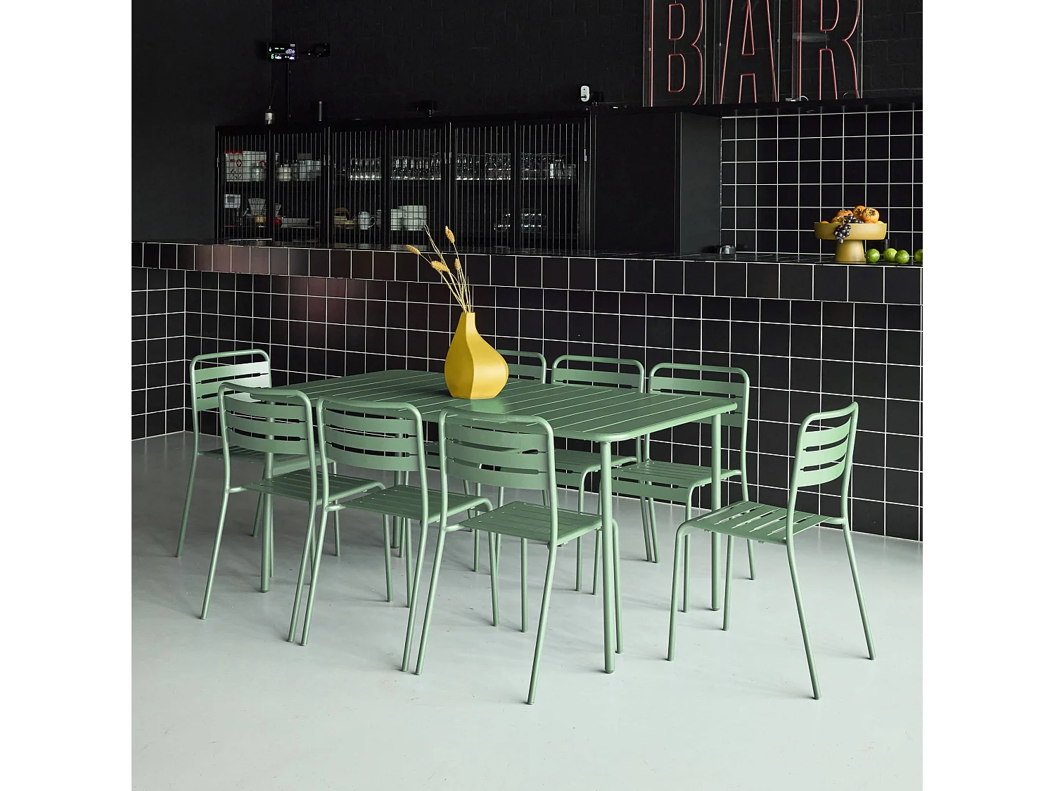 Set mesa de jardín de metal con 8 sillas verde