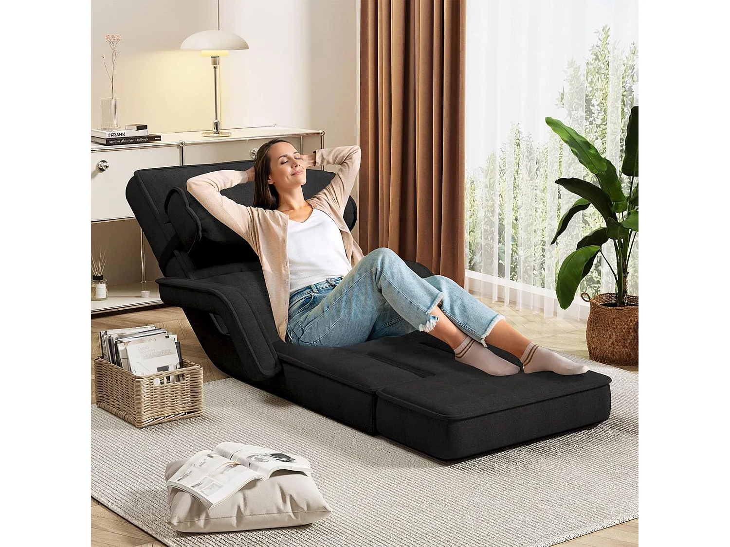 YODOLLA Verstellbarer Bodenstuhl mit Armlehnen, zusammenklappbar mit Kissen & Fußstütze für Schlafzimmer, Büro und Zuhause, Schwarz