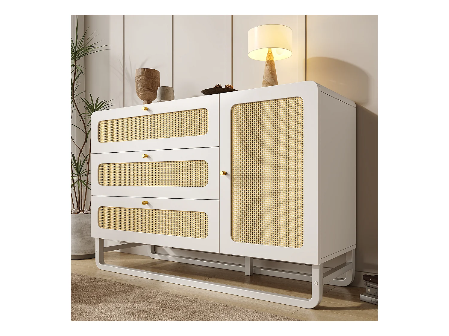 Aparador com puxadores de rattan e dourados - com 3 gavetas e 1 porta - 120 x 40 x 85 cm - madeira + metal - branco
