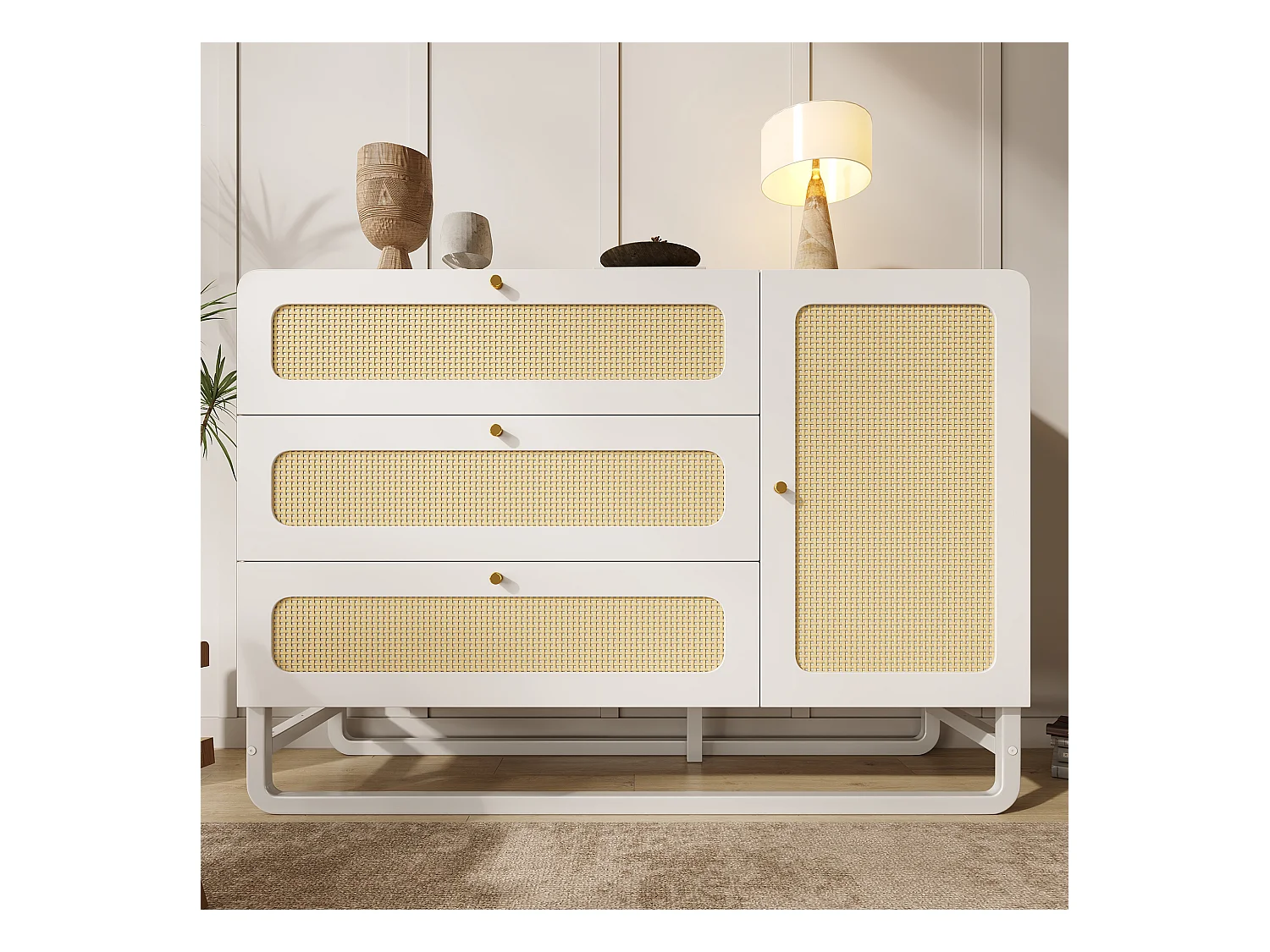 Aparador com puxadores de rattan e dourados - com 3 gavetas e 1 porta - 120 x 40 x 85 cm - madeira + metal - branco