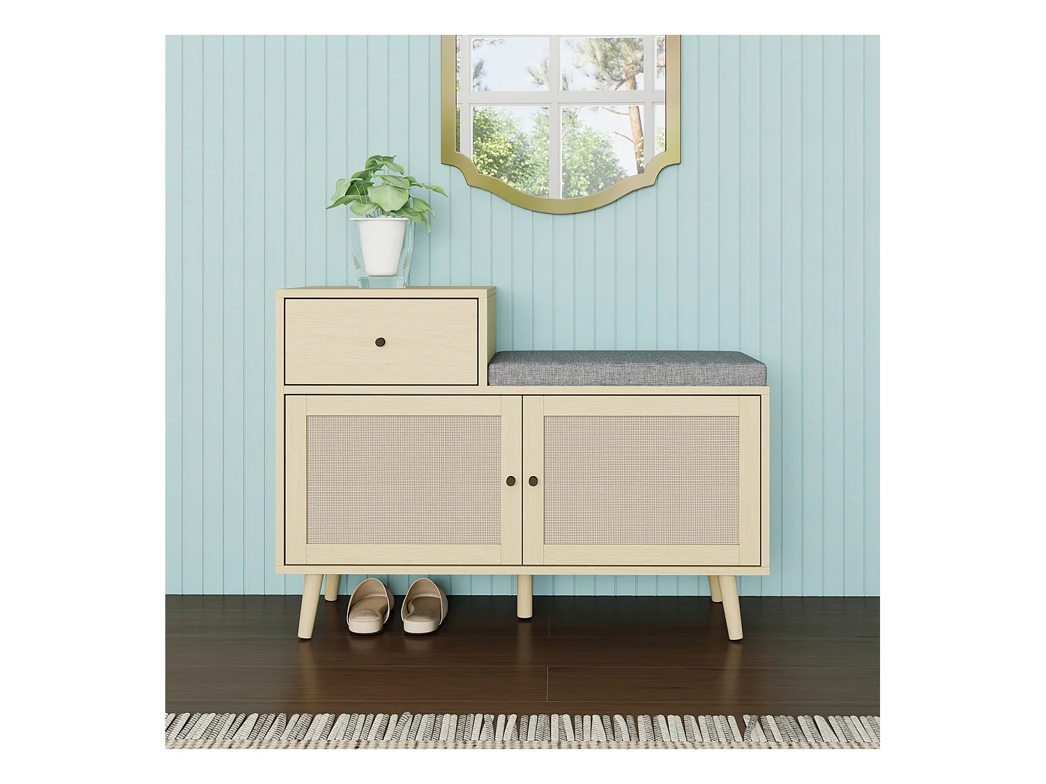 Panca portascarpe in stile bohémien in legno naturale, ante in rattan intrecciato, cassetto e seduta imbottita. Ideale per ingresso o corridoio, 90×35×65 cm.