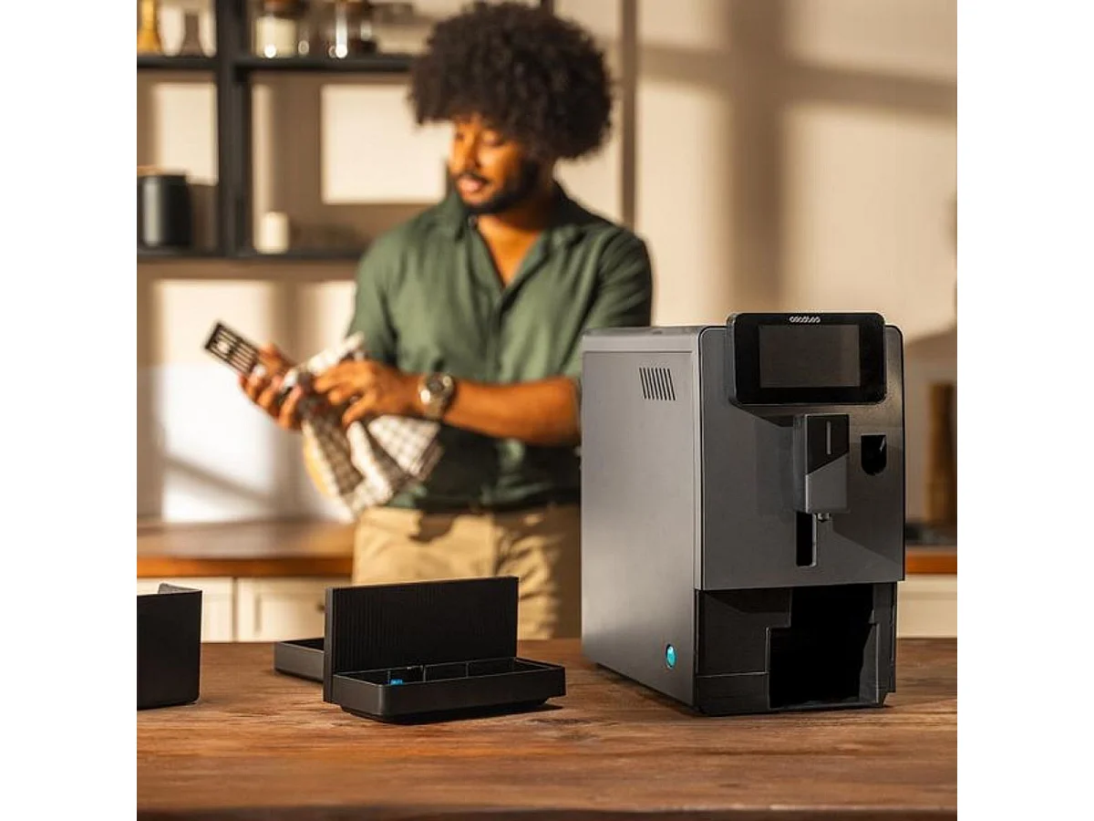 Cafetera superautomática Cecotec Cremmaet Latte 5 niveles Thermoblock 19 bares negro