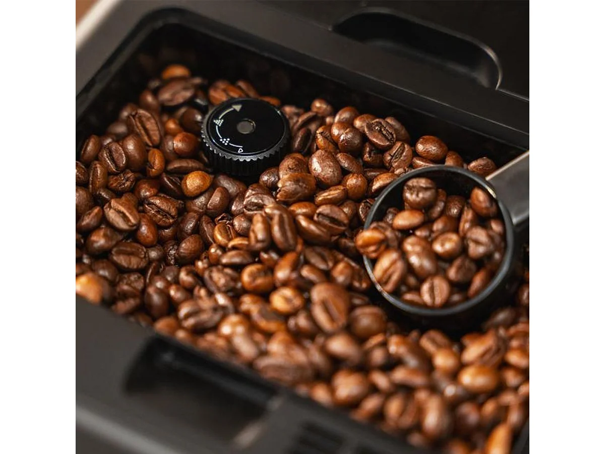Cafetera superautomática Cecotec Cremmaet Latte 5 niveles Thermoblock 19 bares negro
