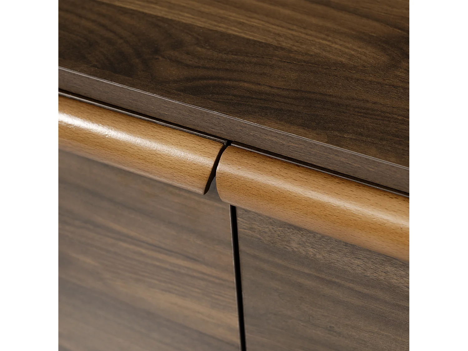 Donkerhouten dressoir met 3 laden en 2 deuren, gedeeltelijk marmeren gefineerd blad 120x40x77cm