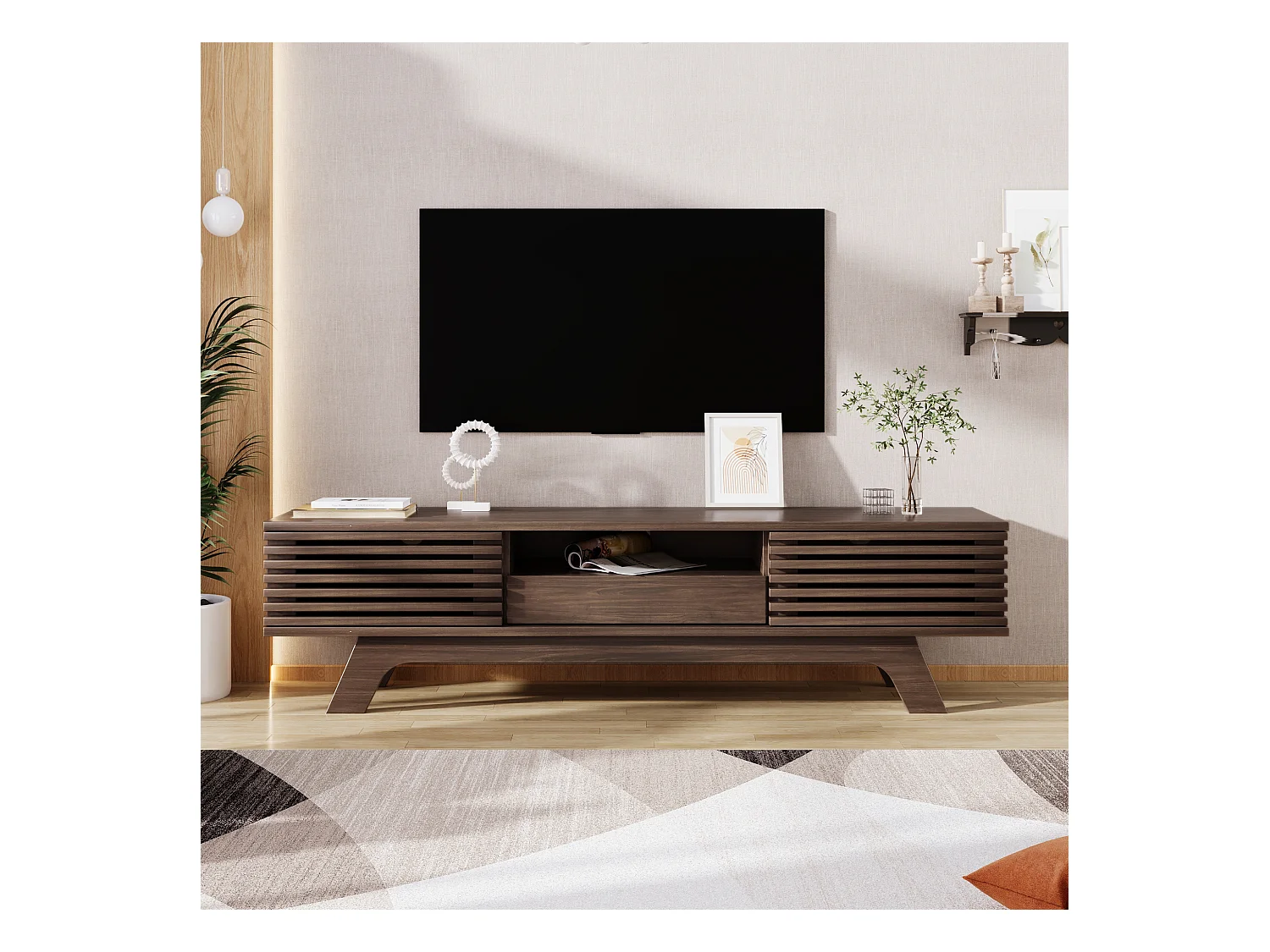 Meuble TV en noyer foncé avec 2 portes et 1 tiroir, design portes à lattes en bois 150x35x44cm