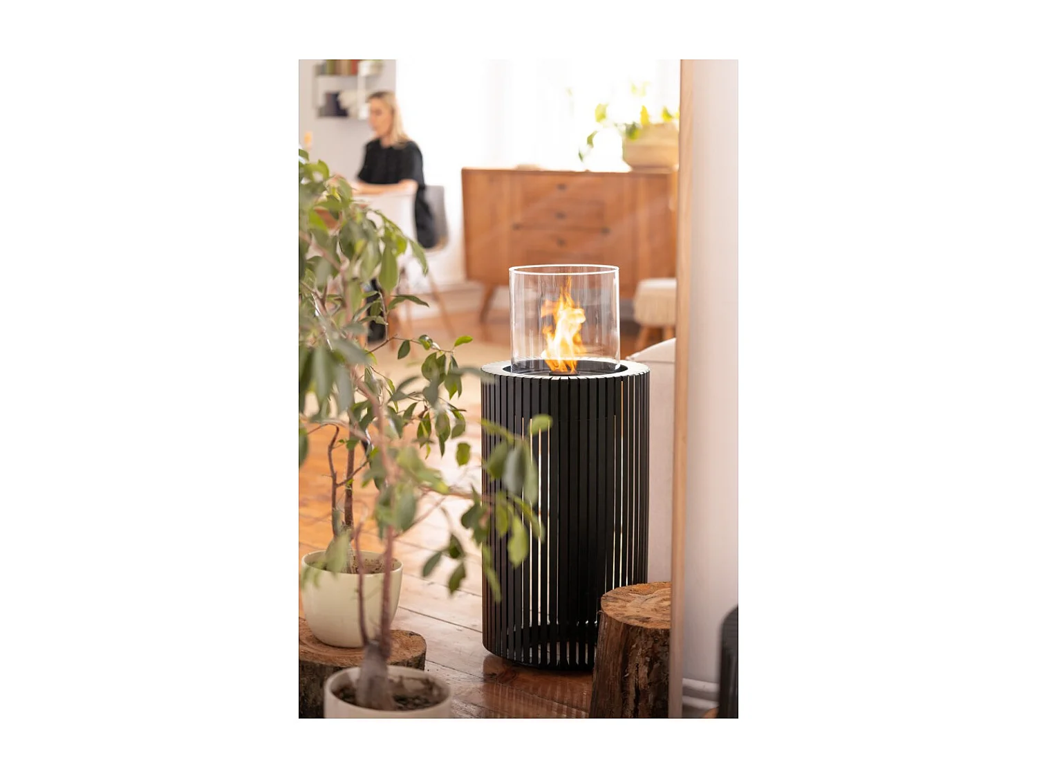 Planika - Cheminée bioéthanol portable Mandala Biofireplace avec technologie Commerce, verre cylindrique noir