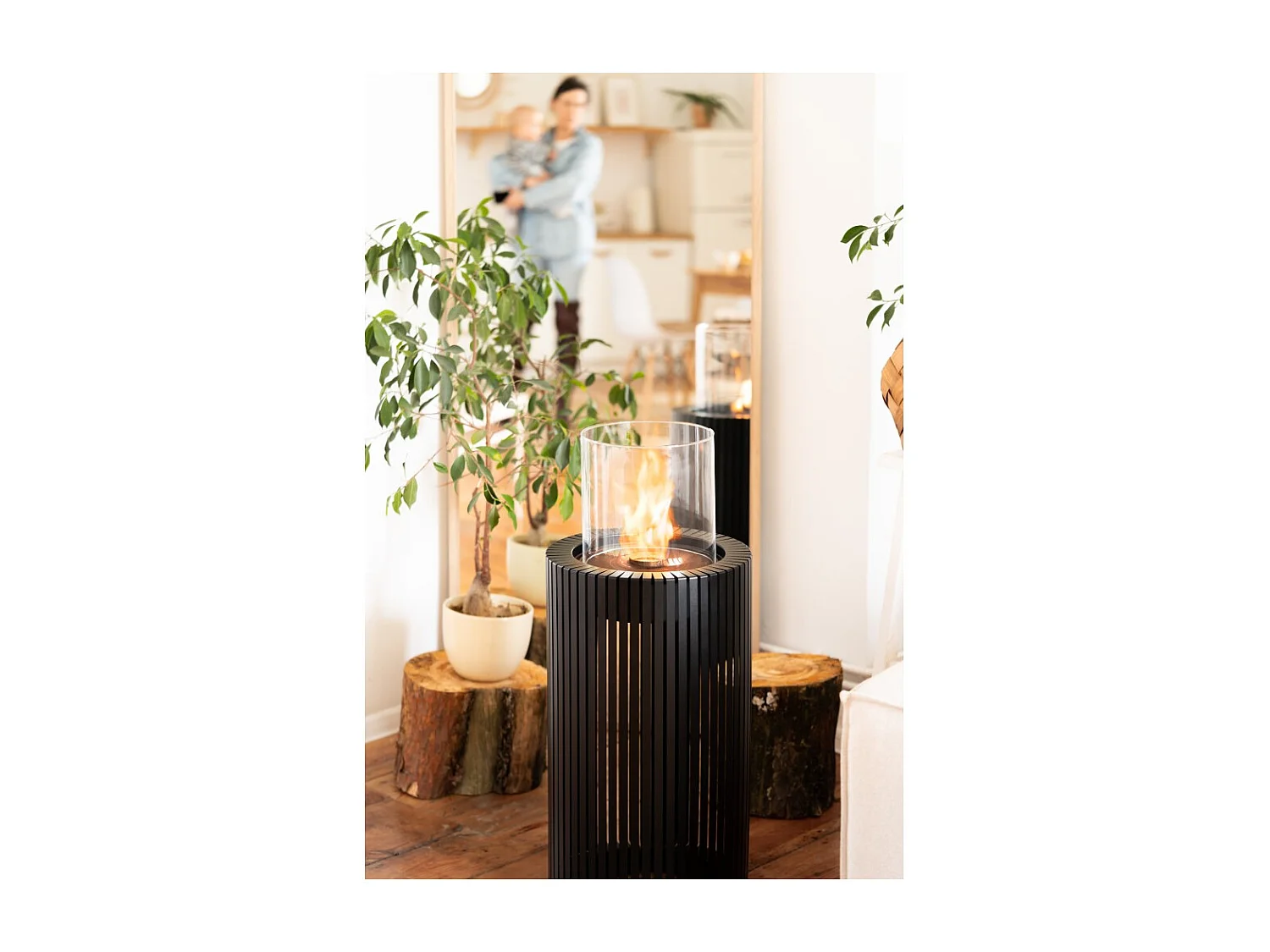 Planika - Cheminée bioéthanol portable Mandala Biofireplace avec technologie Commerce, verre cylindrique noir