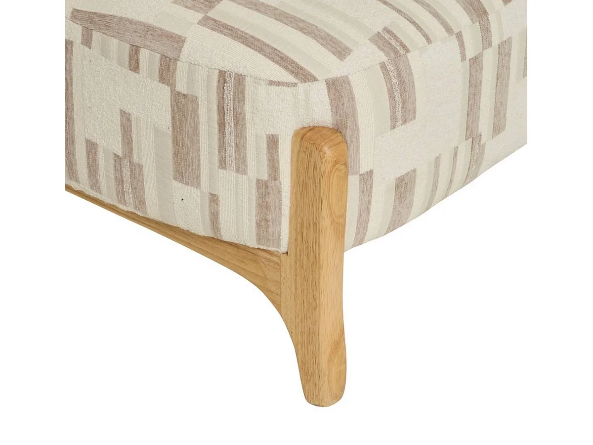 Fauteuil chenille rembourré à motifs avec pieds bois effet naturel - Longueur 63 x Profondeur 69 x Hauteur 72 cm