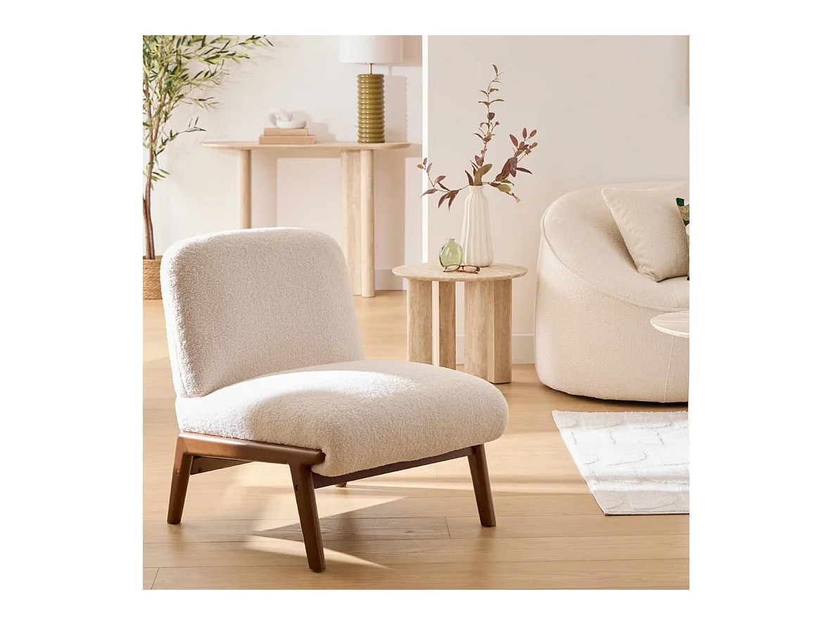 Fauteuil revêtu de tissu bouclette coloris ivoire - Longueur 61,4 x Profondeur 75,5 x Hauteur 76 cm