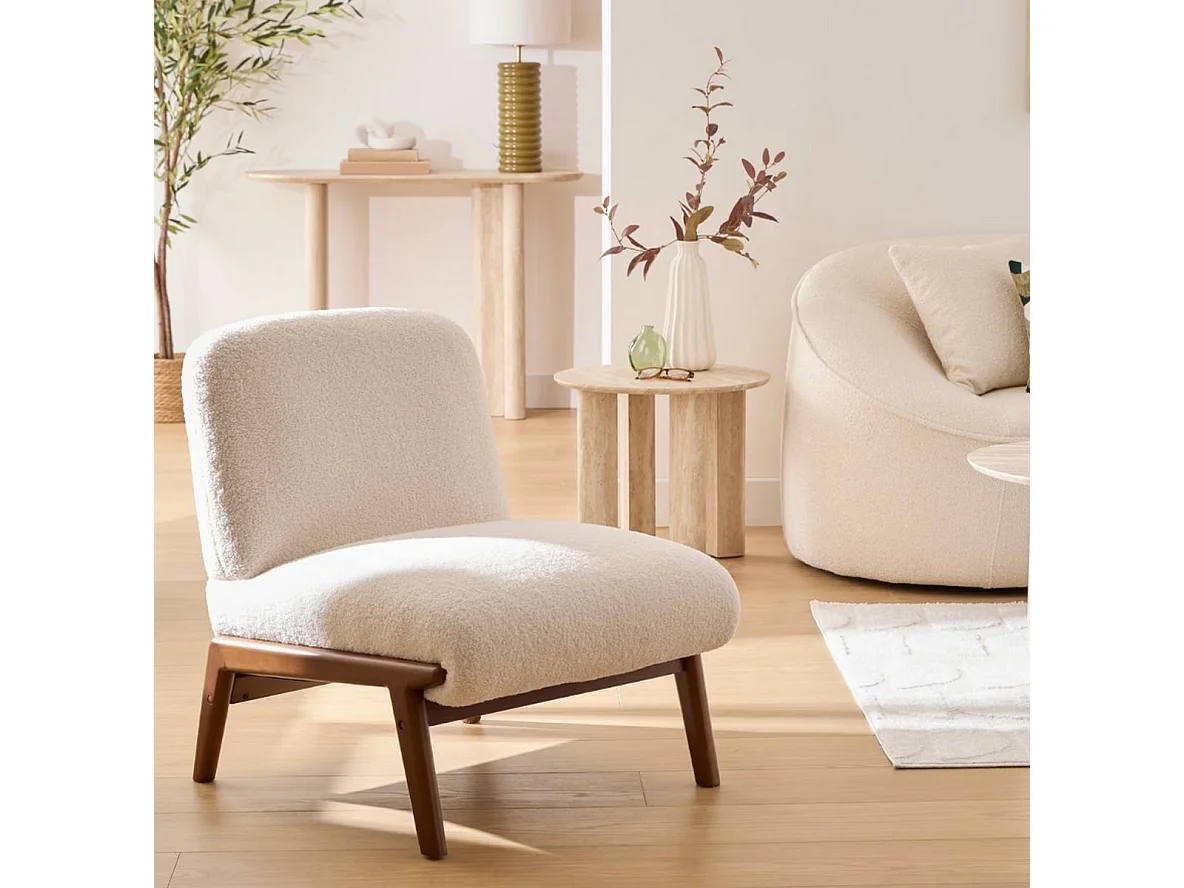 Fauteuil revêtu de tissu bouclette coloris ivoire - Longueur 61,4 x Profondeur 75,5 x Hauteur 76 cm