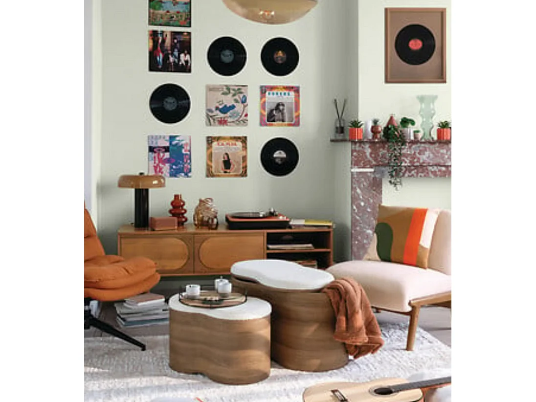 Fauteuil revêtu de tissu bouclette coloris ivoire - Longueur 61,4 x Profondeur 75,5 x Hauteur 76 cm