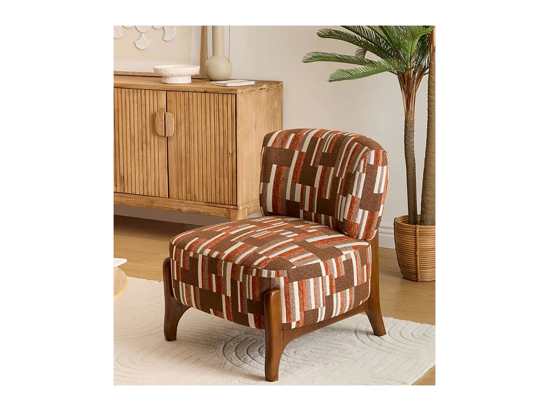 Fauteuil chenille rembourré à motifs avec pieds en bois effet noyer - Longueur 63 x Profondeur 69 x Hauteur 72 cm