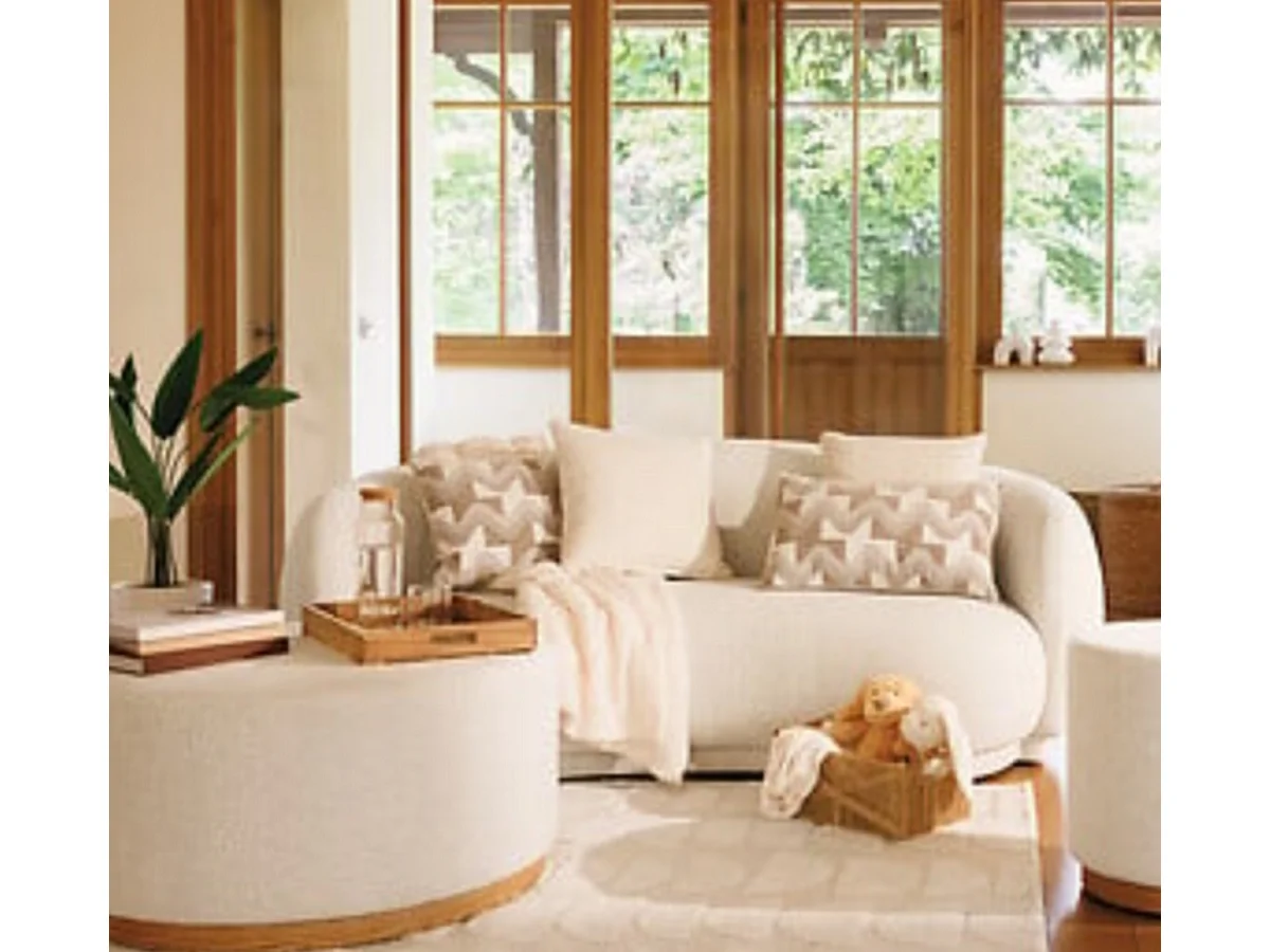 Pouf Large rembourée en tissu bouclette crème - Longueur 81 x Profondeur 81 x Hauteur 41,5 cm