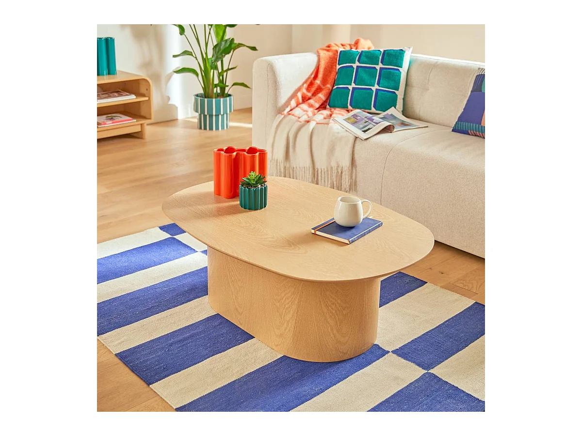 Table basse ovale coloris effet bois clair - Longueur 100 x largeur 70 x Hauteur 36,4 cm