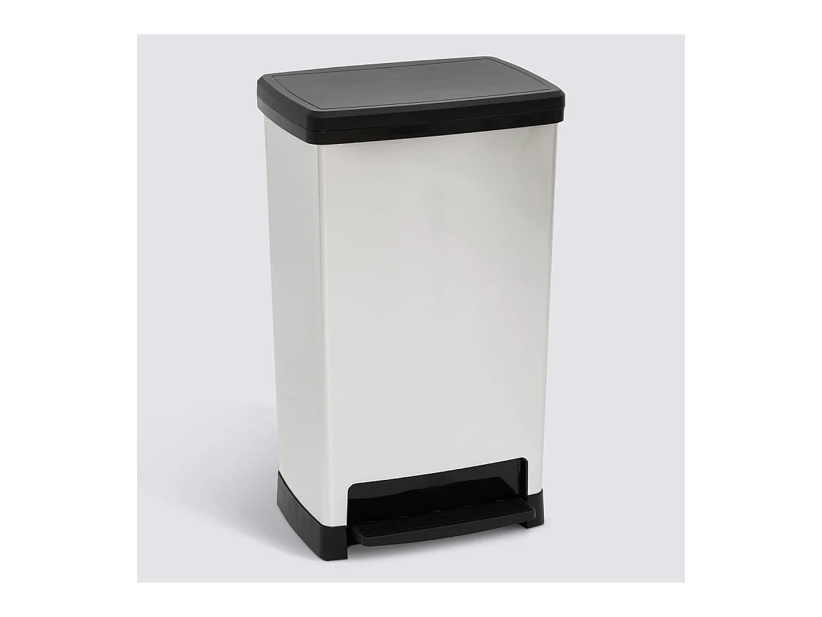 Poubelle avec ouverture à pédale capacité 50L coloris argent - Longueur 39 x largeur 28,8 x Hauteur 65,4 cm