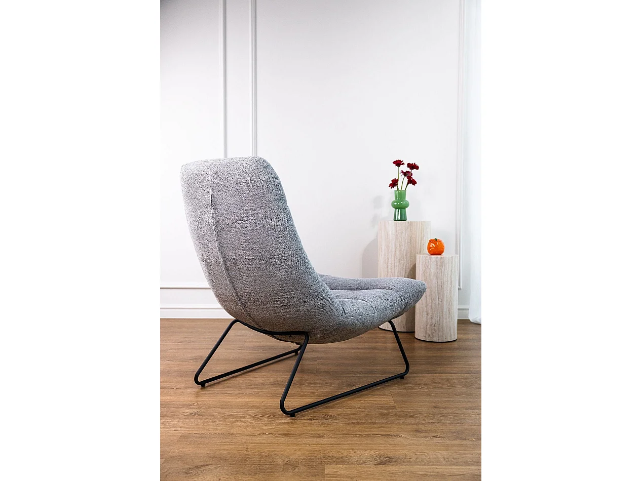 Loungestoel – comfortabele bekleding – metalen frame – grijs – FORGENTS