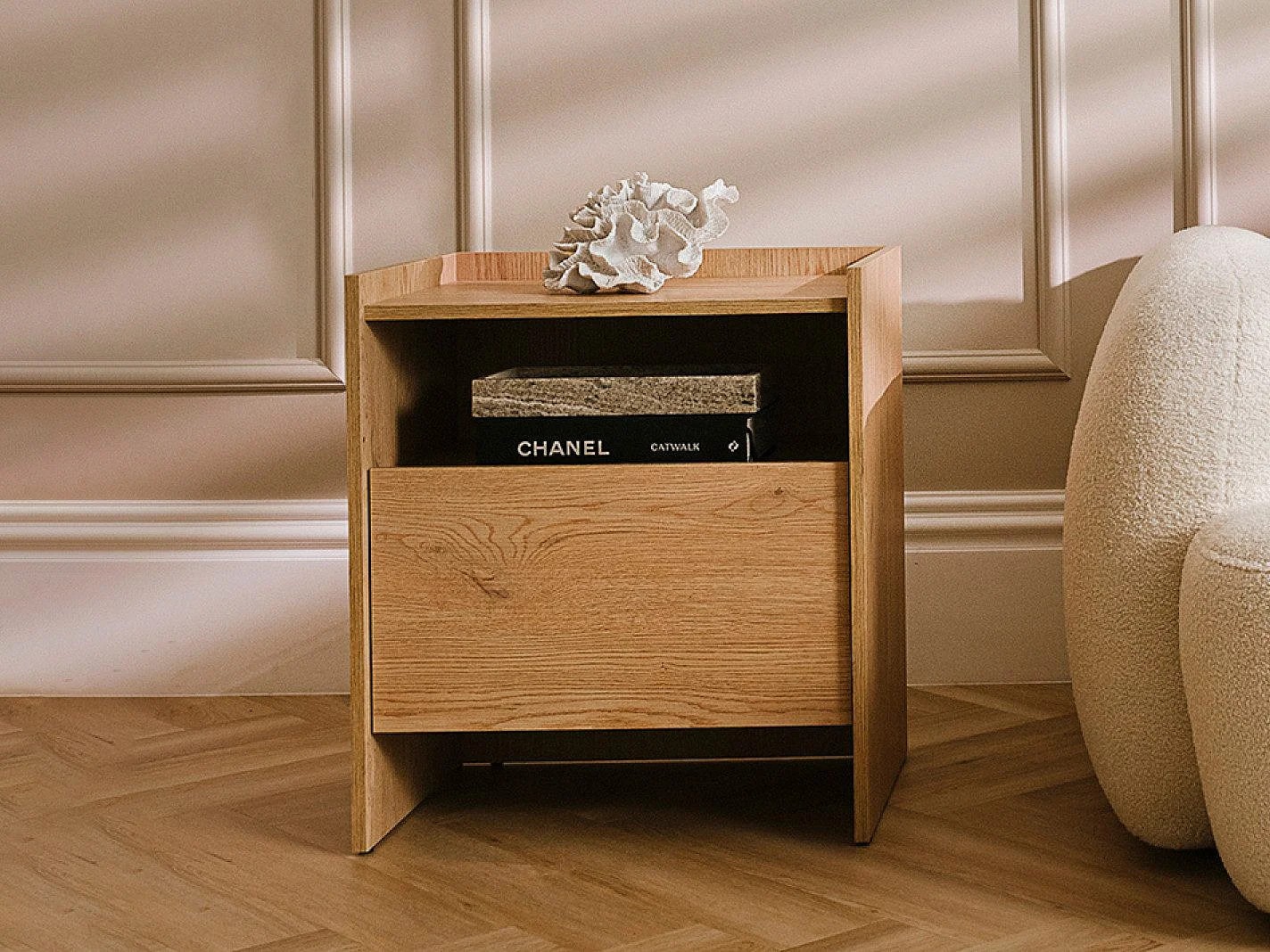 JUNI-nachtkastje met lade