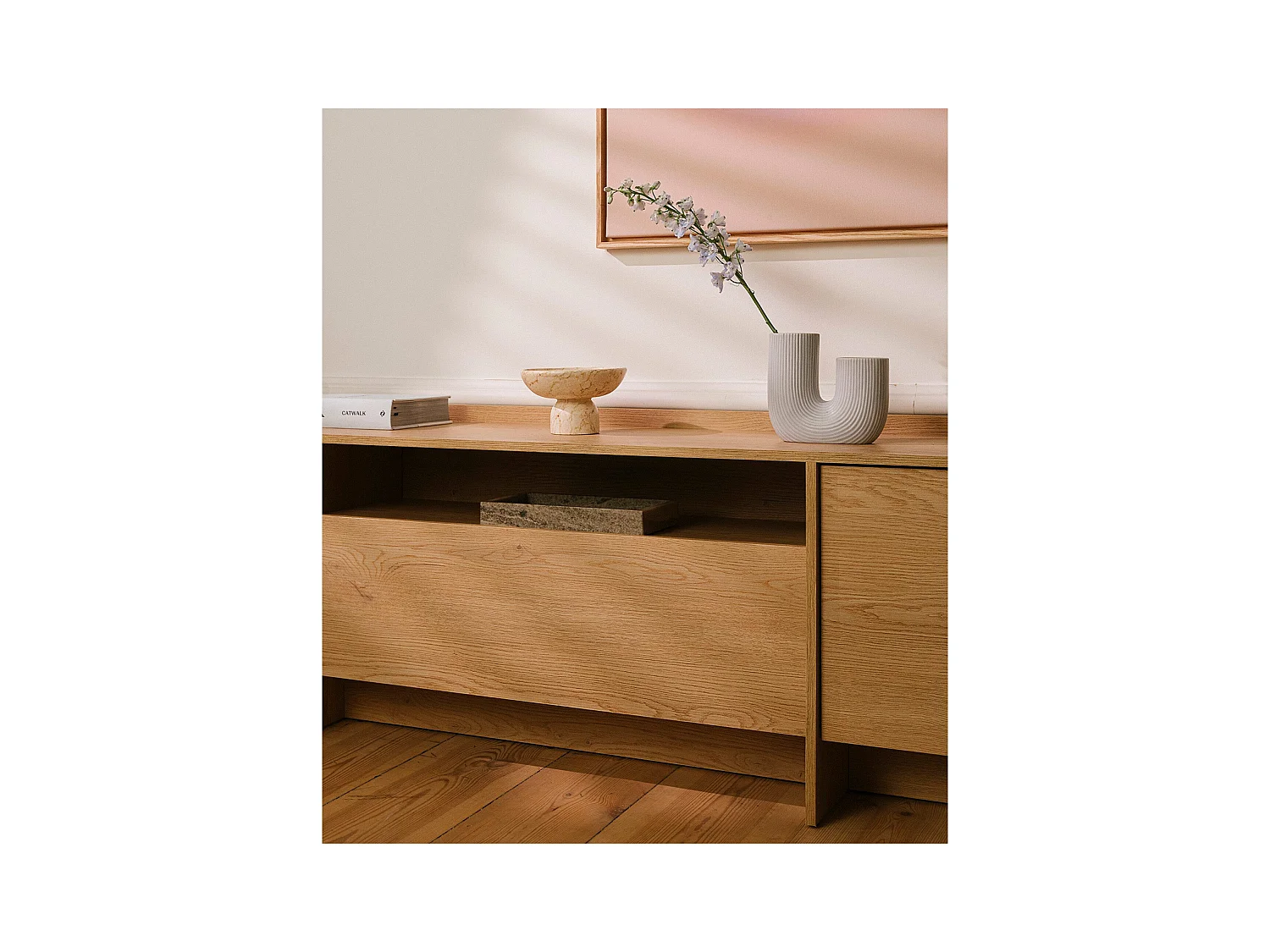 Meuble TV JUNI avec 3 portes et étagère ouverte