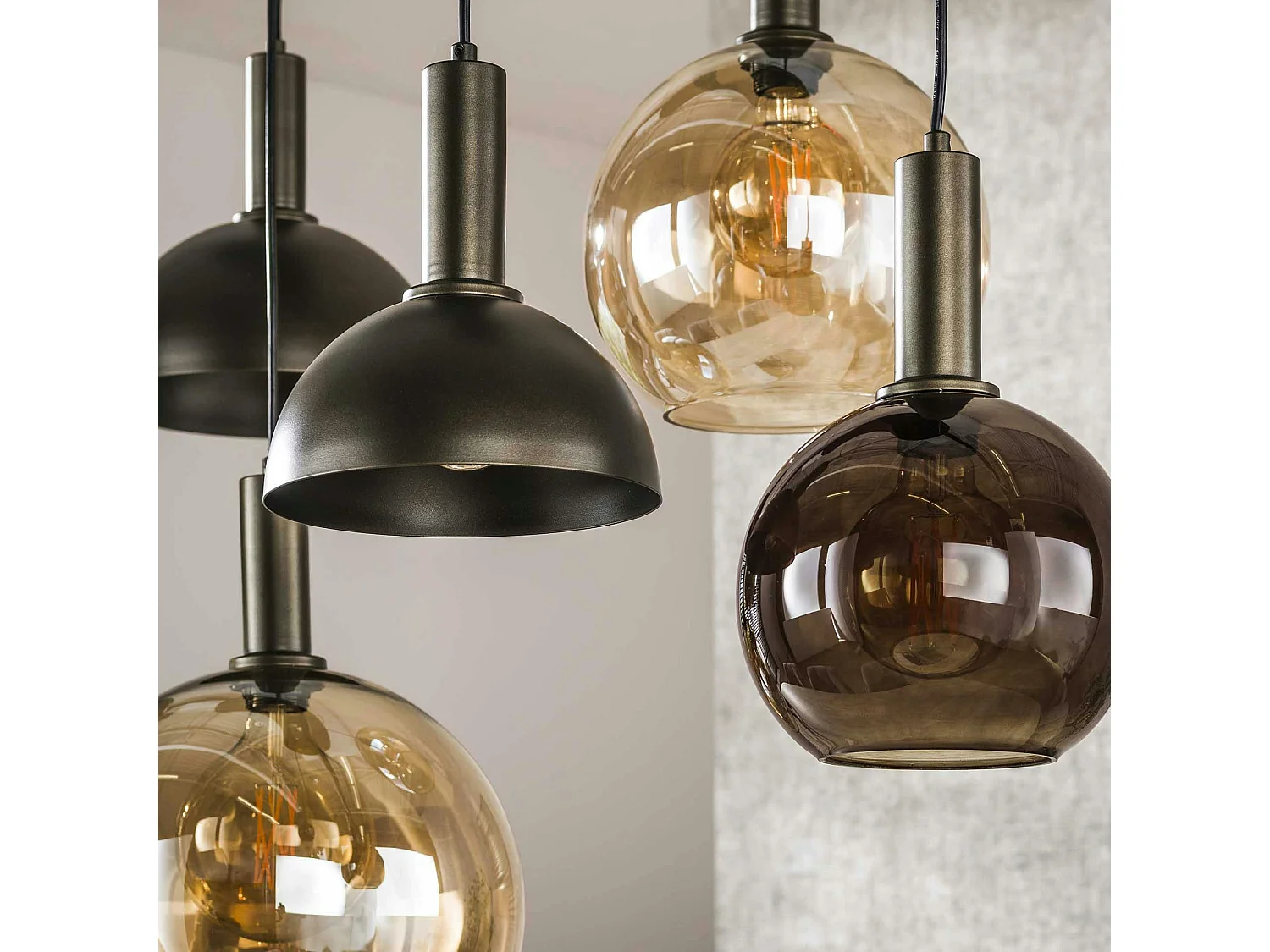 Suspension industrielle abat-jour verre et métal 7 lampes NOVA