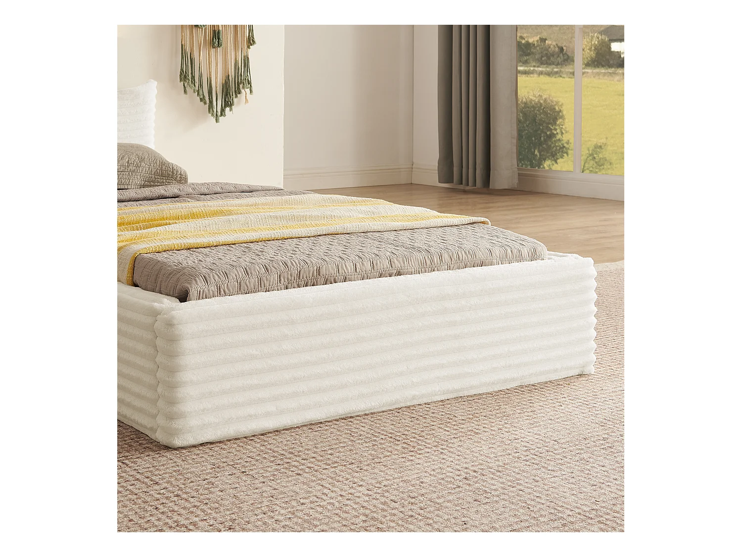 Lit enfant chenille beige 90x200cm, structure métal ,sommier à lattes, sans matelas