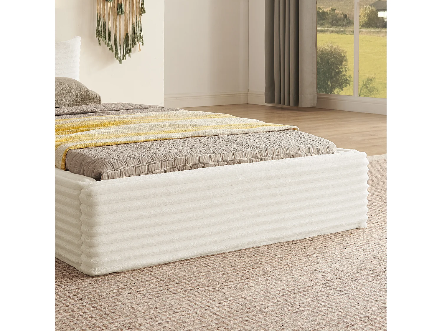 Lit enfant chenille beige 90x200cm, structure métal ,sommier à lattes, sans matelas